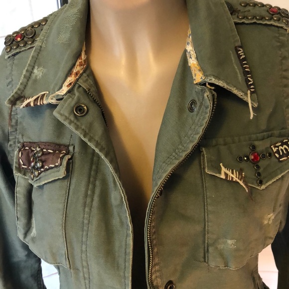 Miss Me Jackets & Blazers - MIss Me distressed and studded women’s jacket sz L
